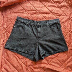 Levi's Size 18W- High-Waisted Denim Mom Shorts